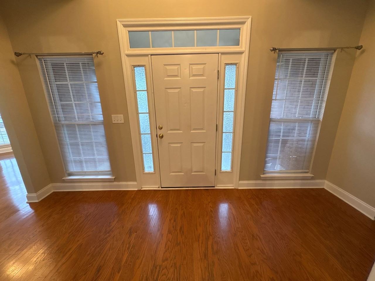 1168 Lake Greenwood Dr - Photo 2 of 19