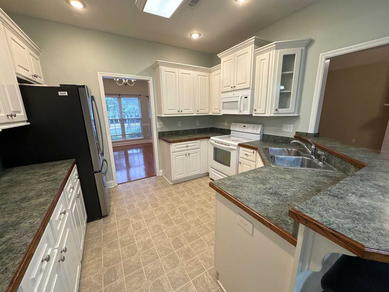 1168 Lake Greenwood Dr - Photo 7 of 19