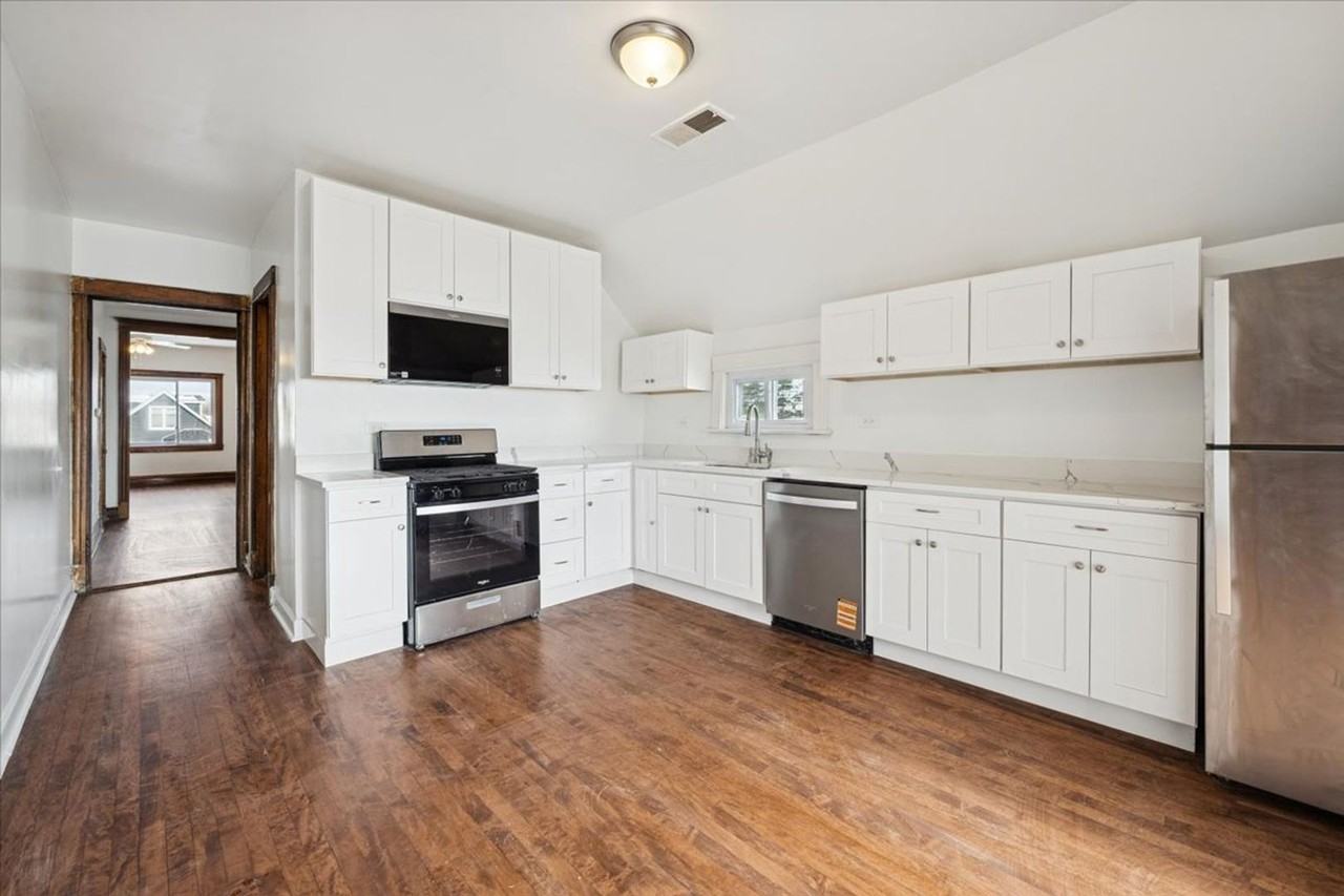 3419 West Mclean Avenue - Photo 7 of 13