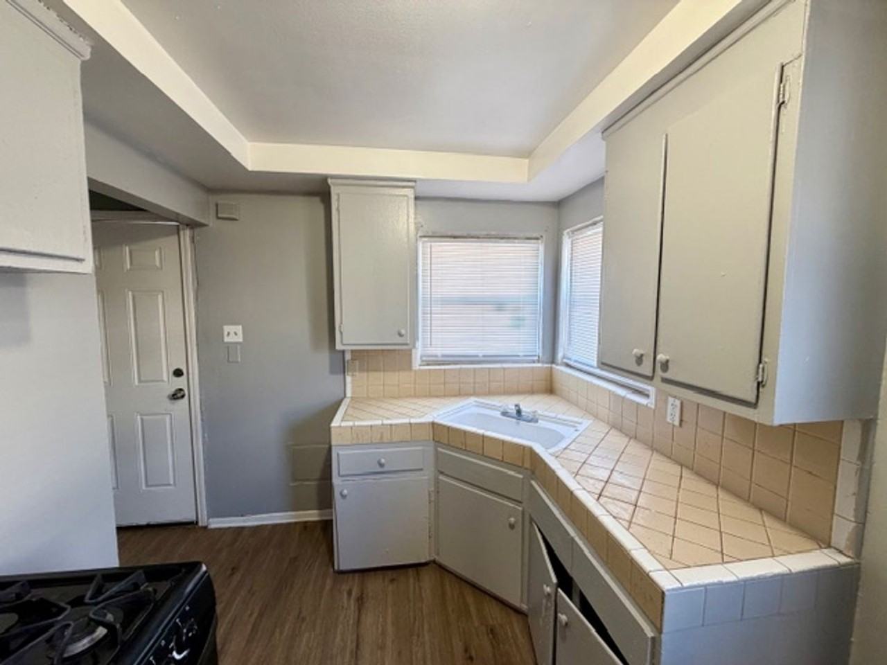 9371 Hartwell St - Photo 3 of 12