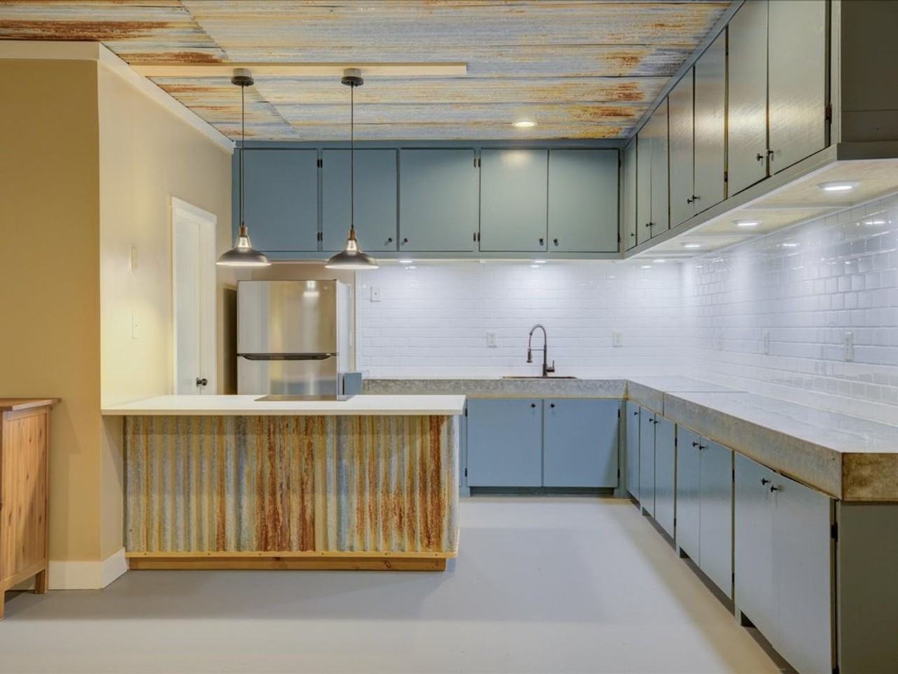 3225 S Ames Pl #B - Photo 6 of 21