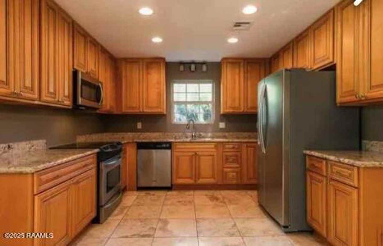 403 Yvette Marie Drive - Photo 5 of 5