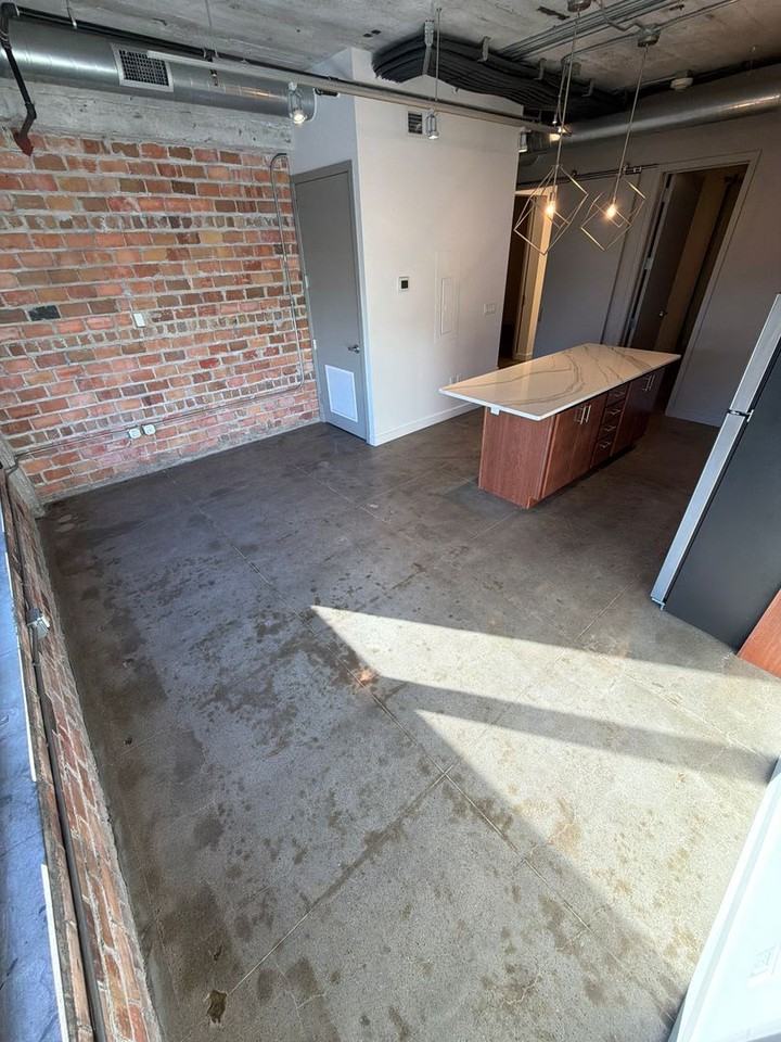 Clemens Building - Photo 3 of 38