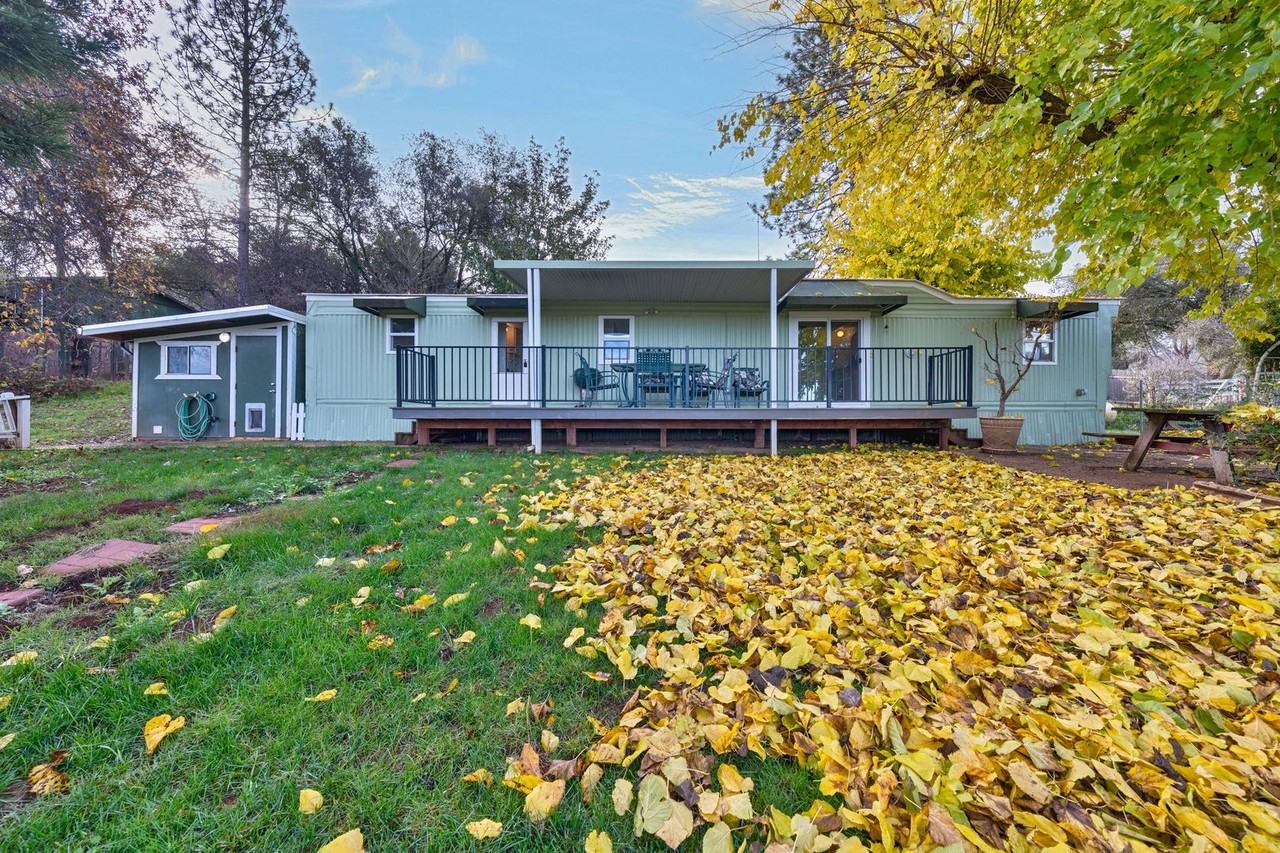 4595 Red Bud Ln - Photo 2 of 33