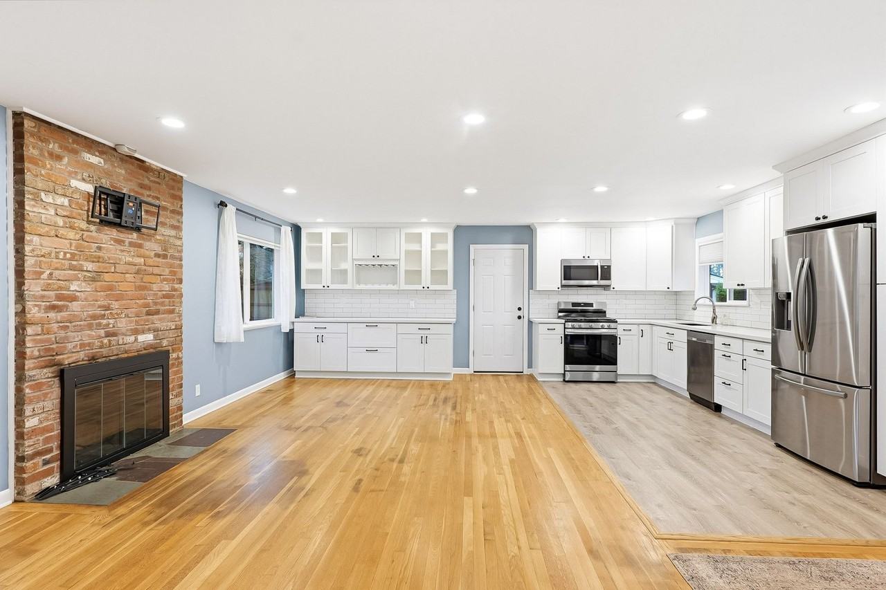 2600 Southwest 121st Place - Photo 5 of 21