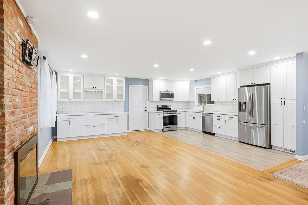 2600 Southwest 121st Place - Photo 6 of 21