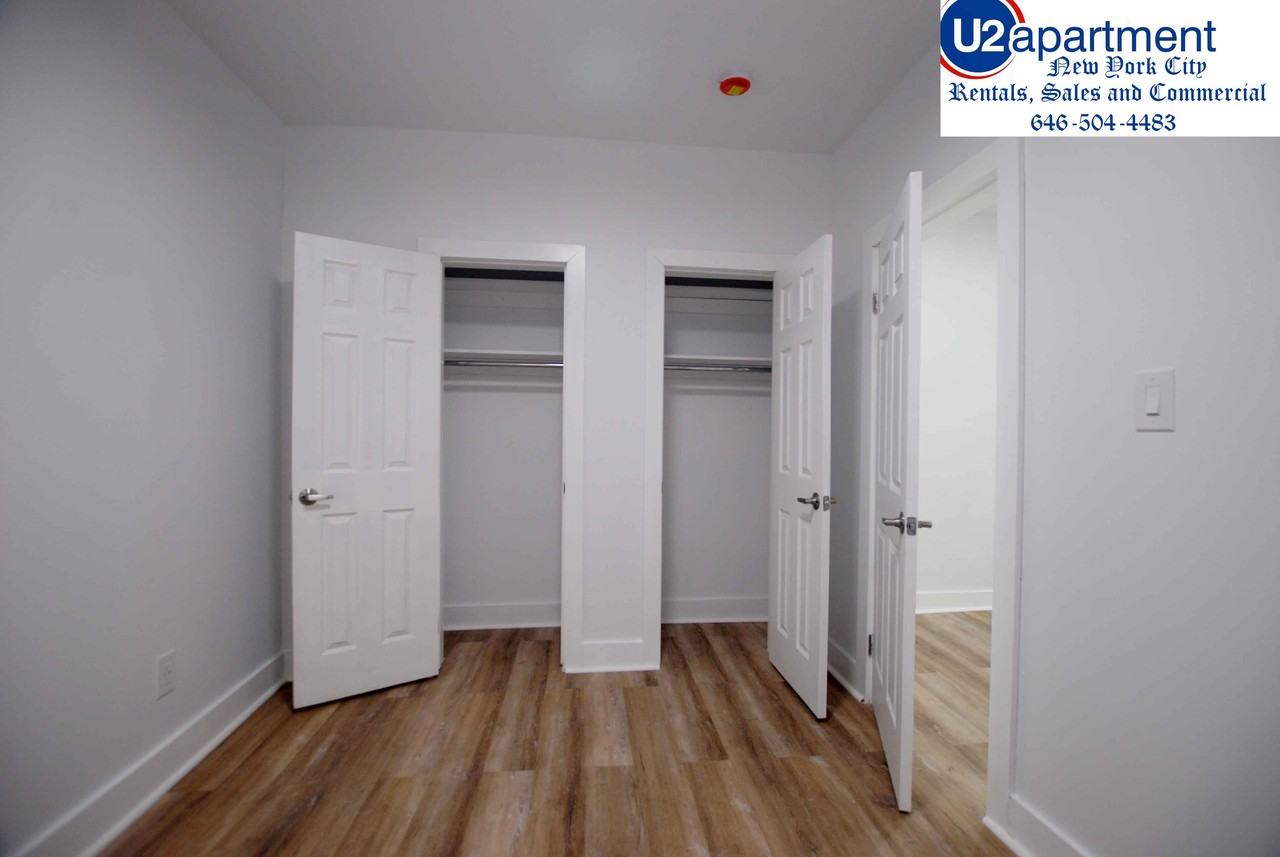 1050 President Street #4 - Photo 4 of 10