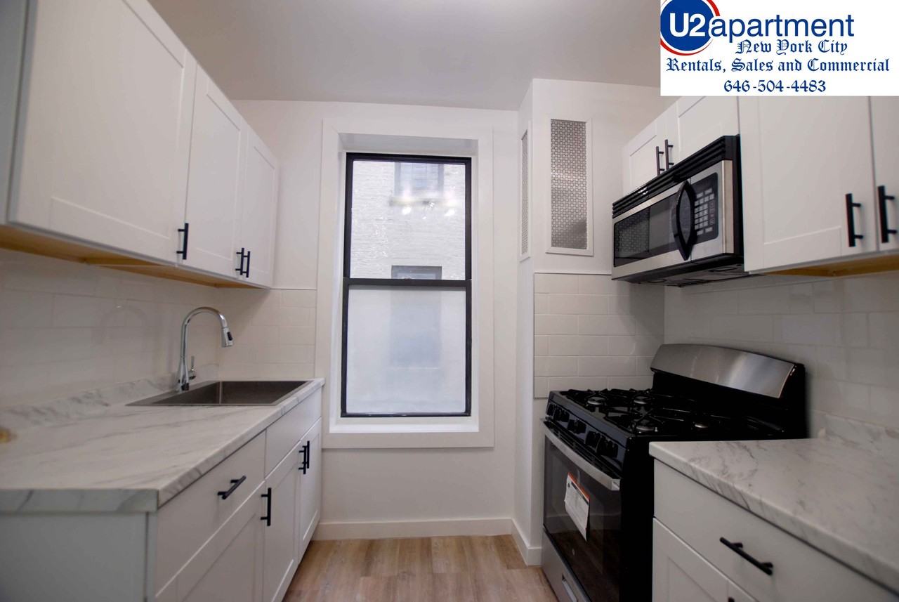 1050 President Street #4 - Photo 6 of 10