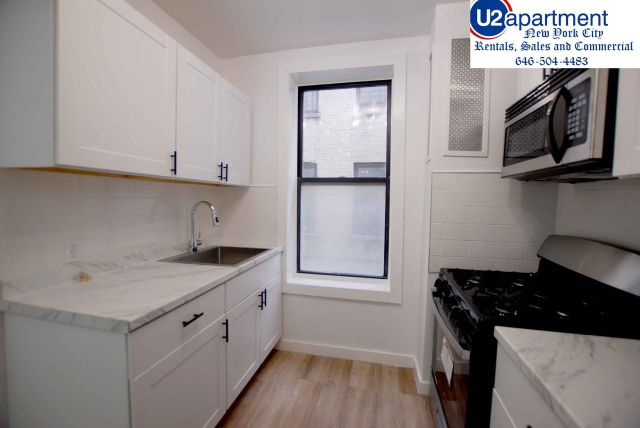 1050 President Street #4 - Photo 7 of 10