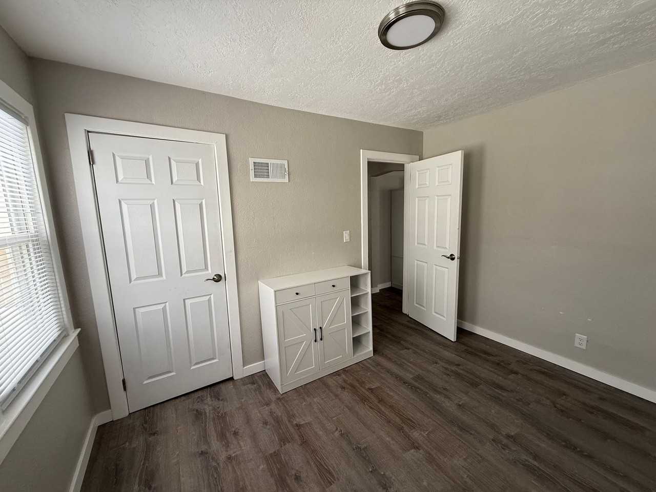 1013 6th St Sw - Photo 7 of 21