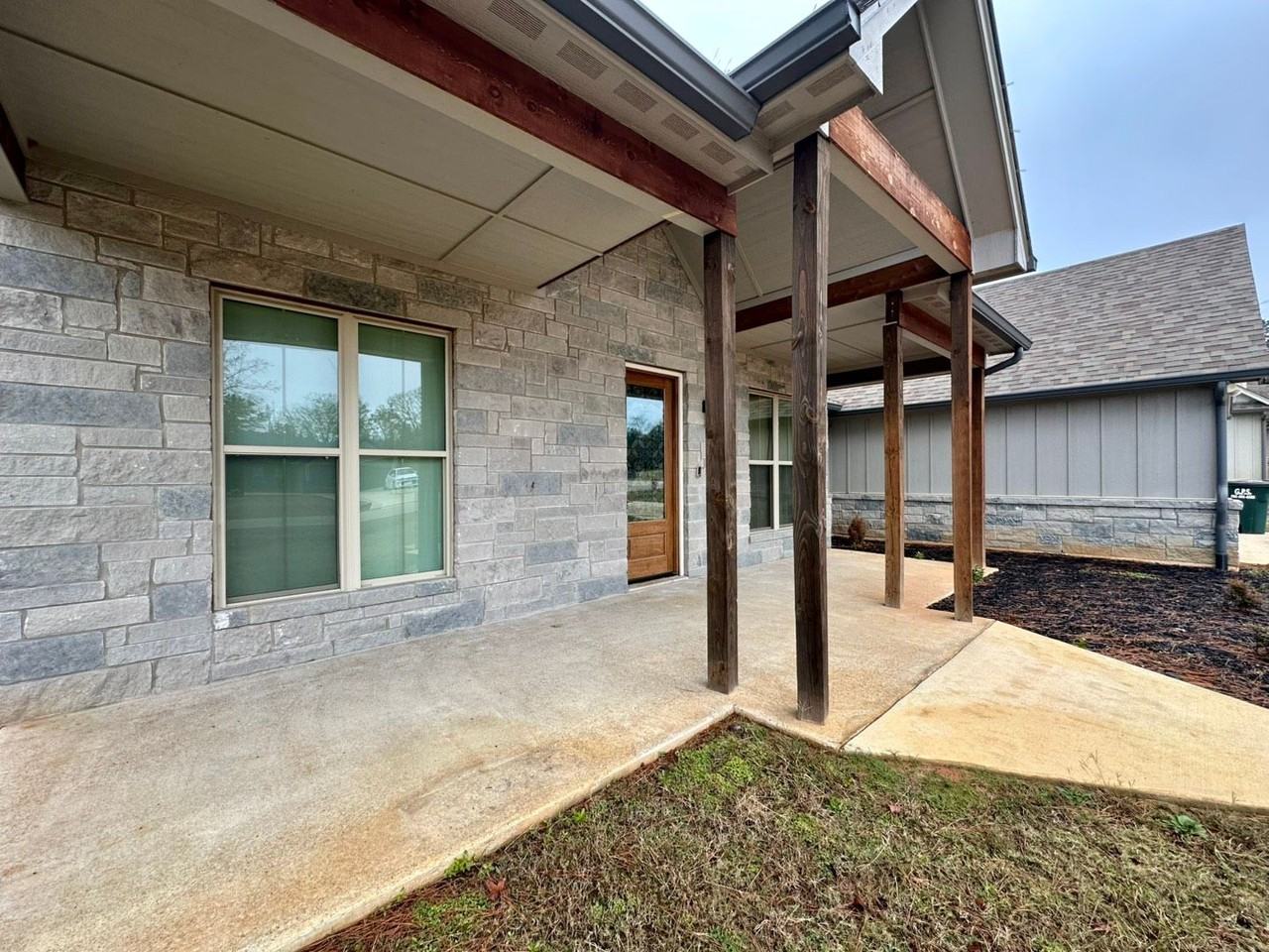19406 Cedarpark Pl - Photo 3 of 43