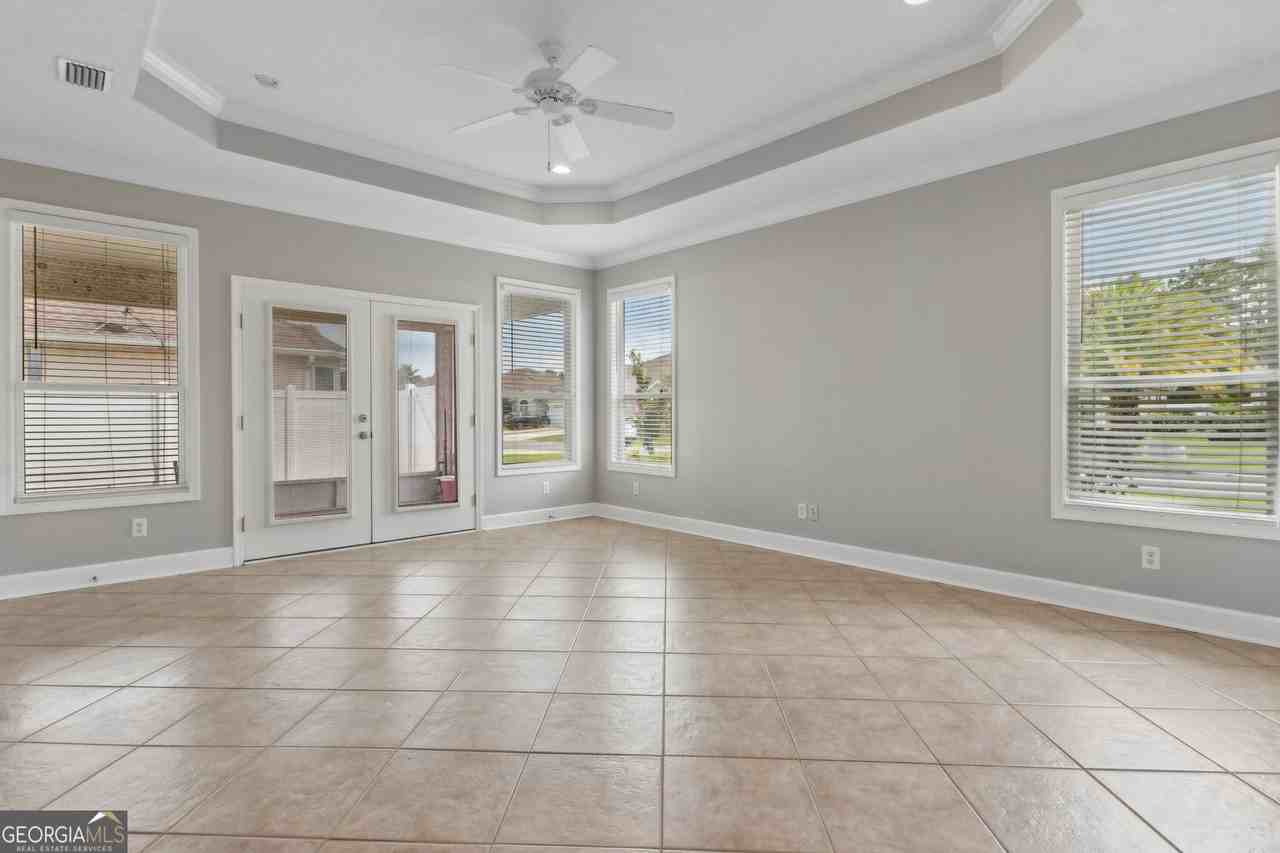 259 Laurel Landing Boulevard - Photo 5 of 43