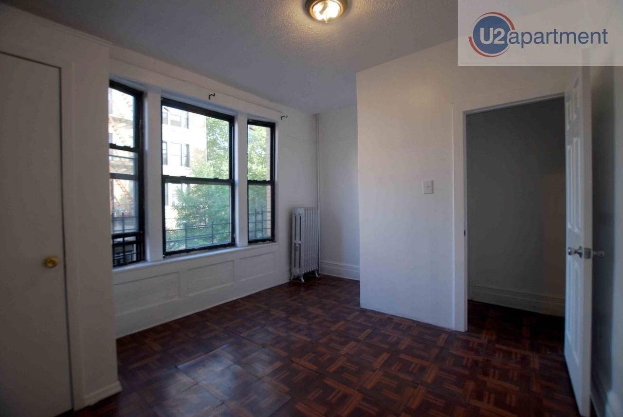 1980 Vyse Avenue #2 - Photo 3 of 15