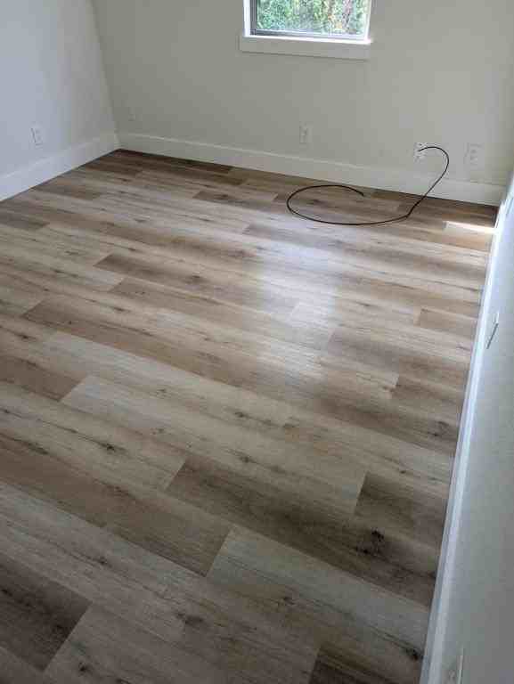 Noble Lane #C - Photo 3 of 7