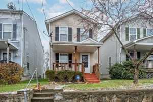 featured image of 2229 Symmes Street