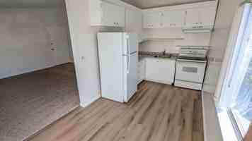 featured image of 618 Laura Dr #C