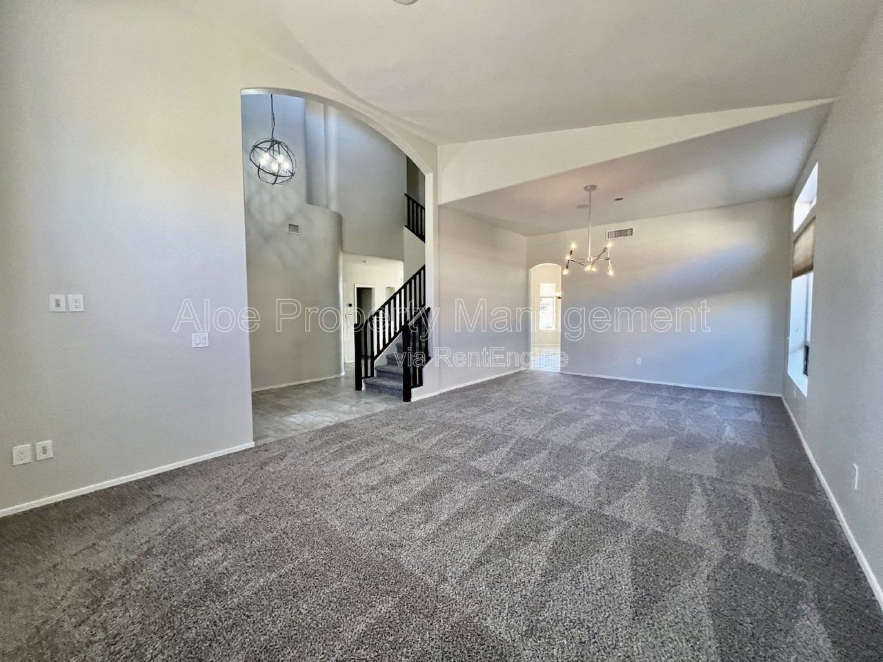 3658 N Barron - Photo 7 of 42