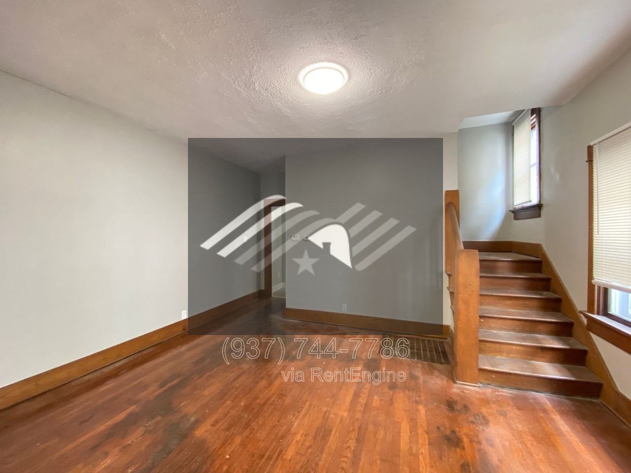 26 W Beechwood Ave - Photo 3 of 27