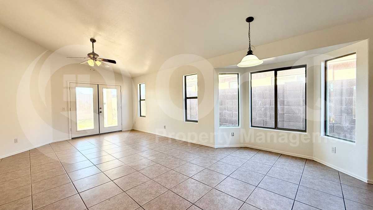 2218 S 114th Ln - Photo 5 of 24