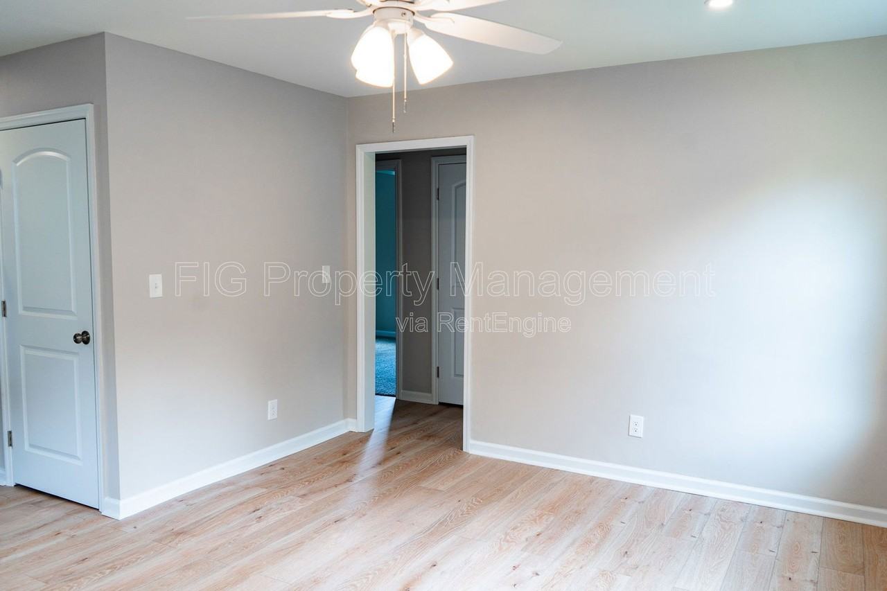 614 Hillview Rd - Photo 6 of 23