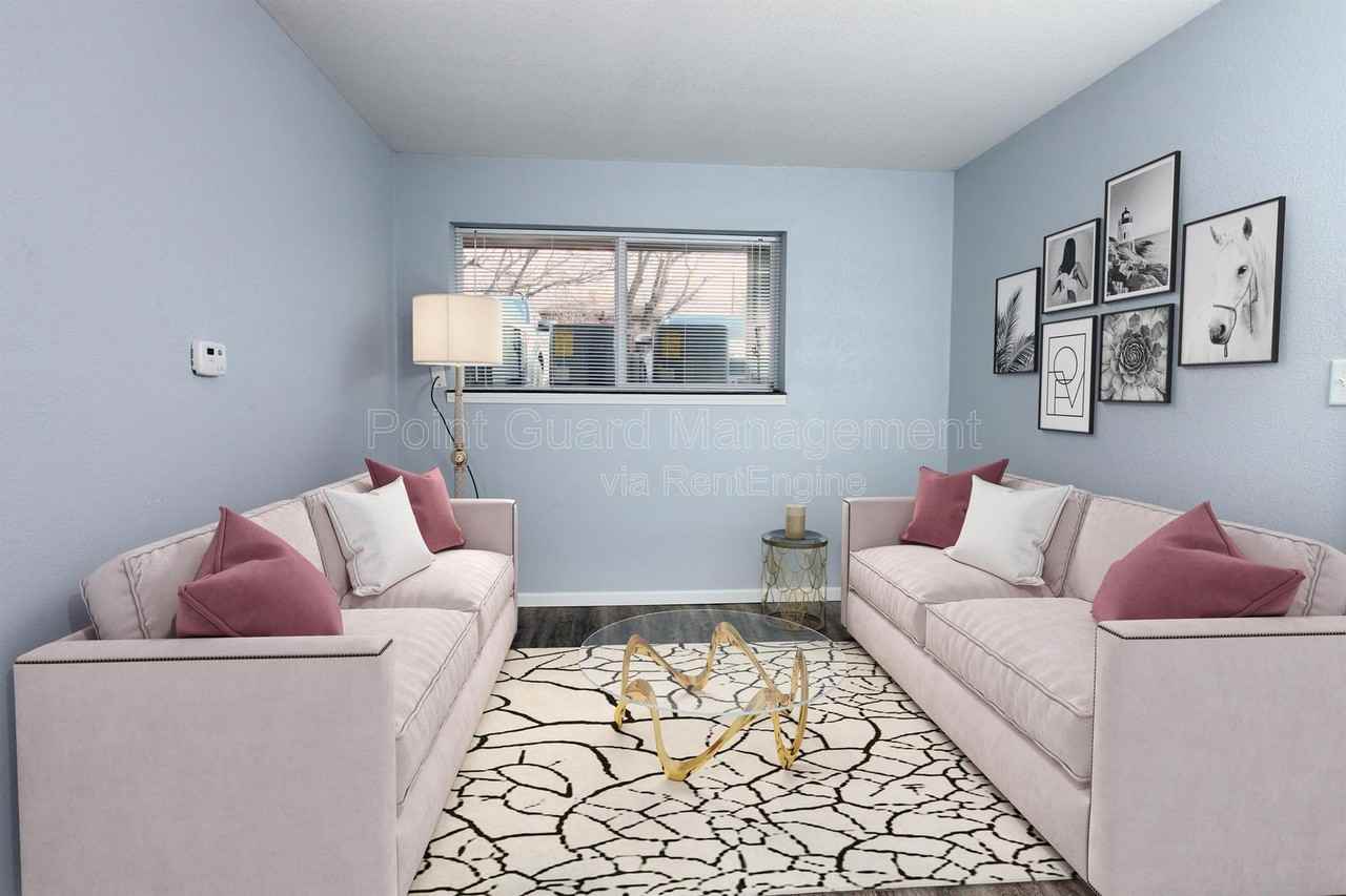 928 N Carter St #200 - Photo 2 of 15