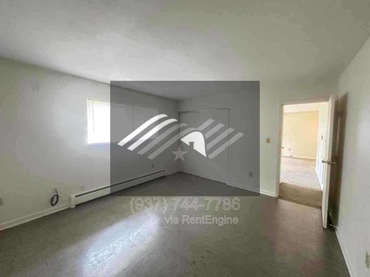 807 E Trotwood Blvd - Photo 5 of 10