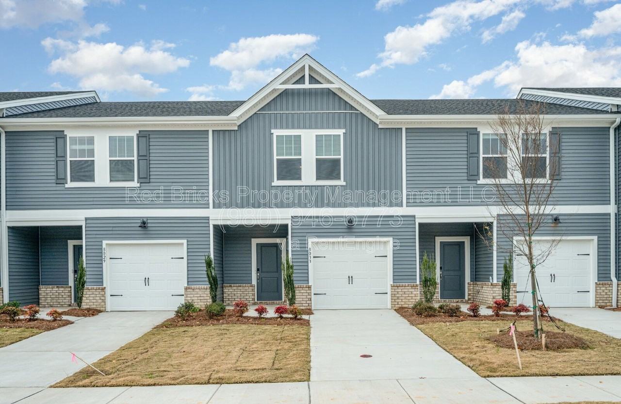 8033 Hidden Springs Trail - Photo 2 of 24