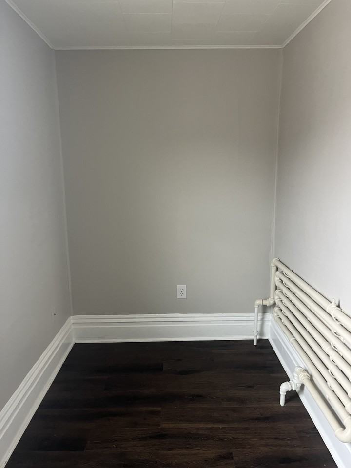 241 E Pittsburgh St #4 - Photo 3 of 9