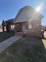 featured image of 944 East Drive