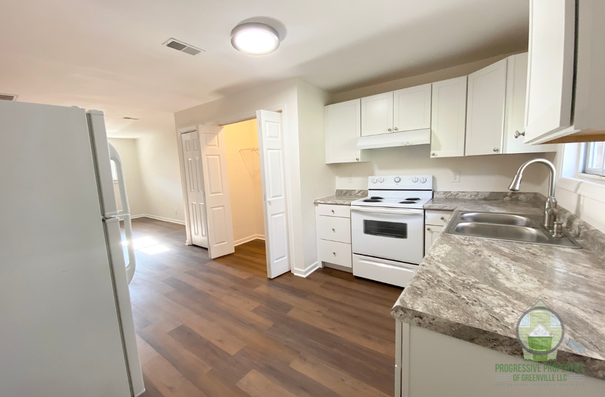 26 Renrick Dr #A - Photo 3 of 12