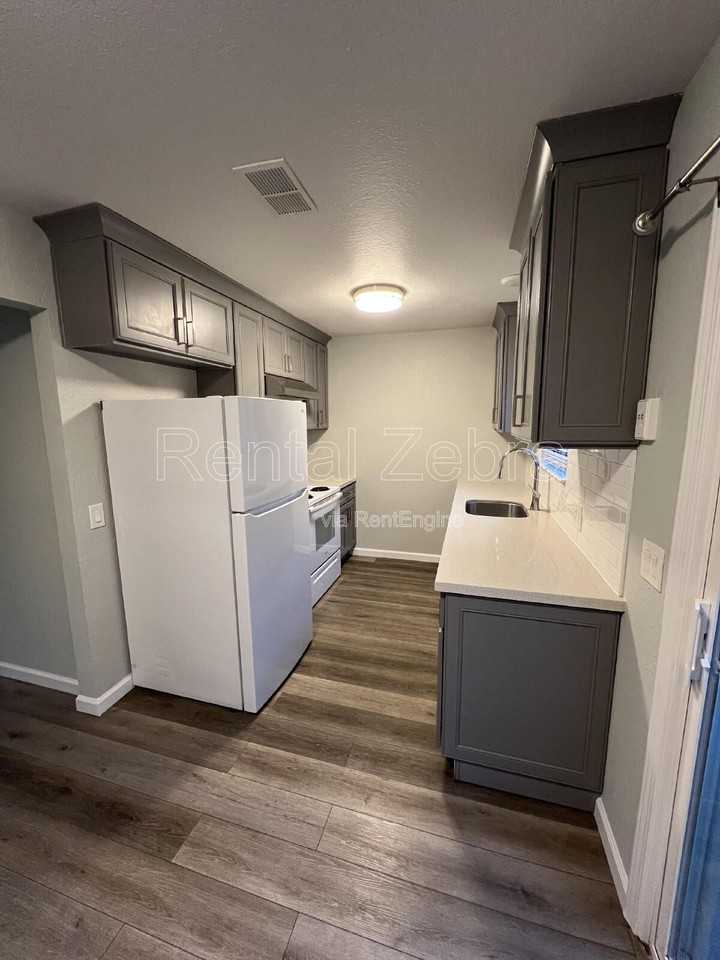 141 West Agua Caliente Road #D - Photo 2 of 49