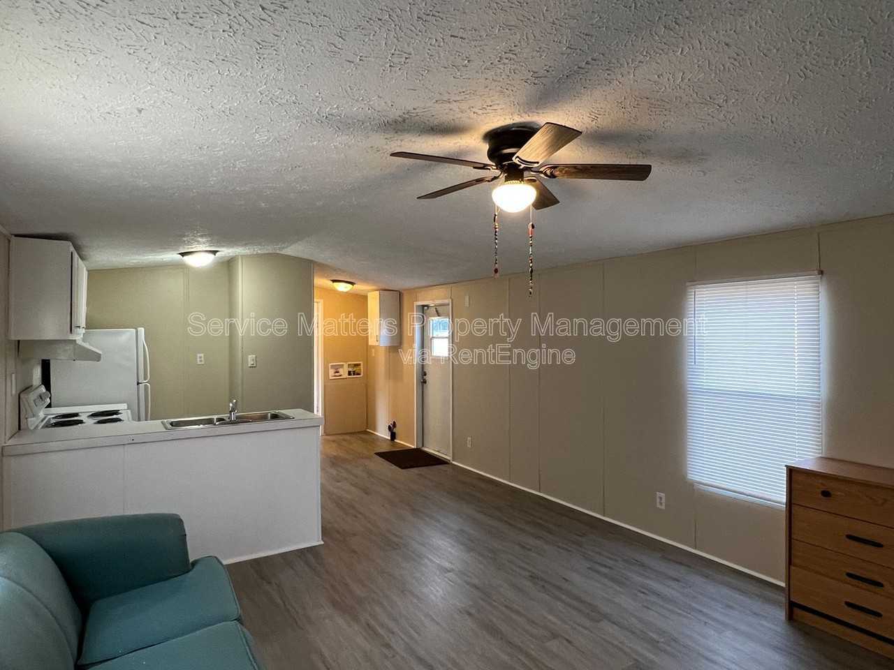 4819 Douglas Dr - Photo 4 of 17