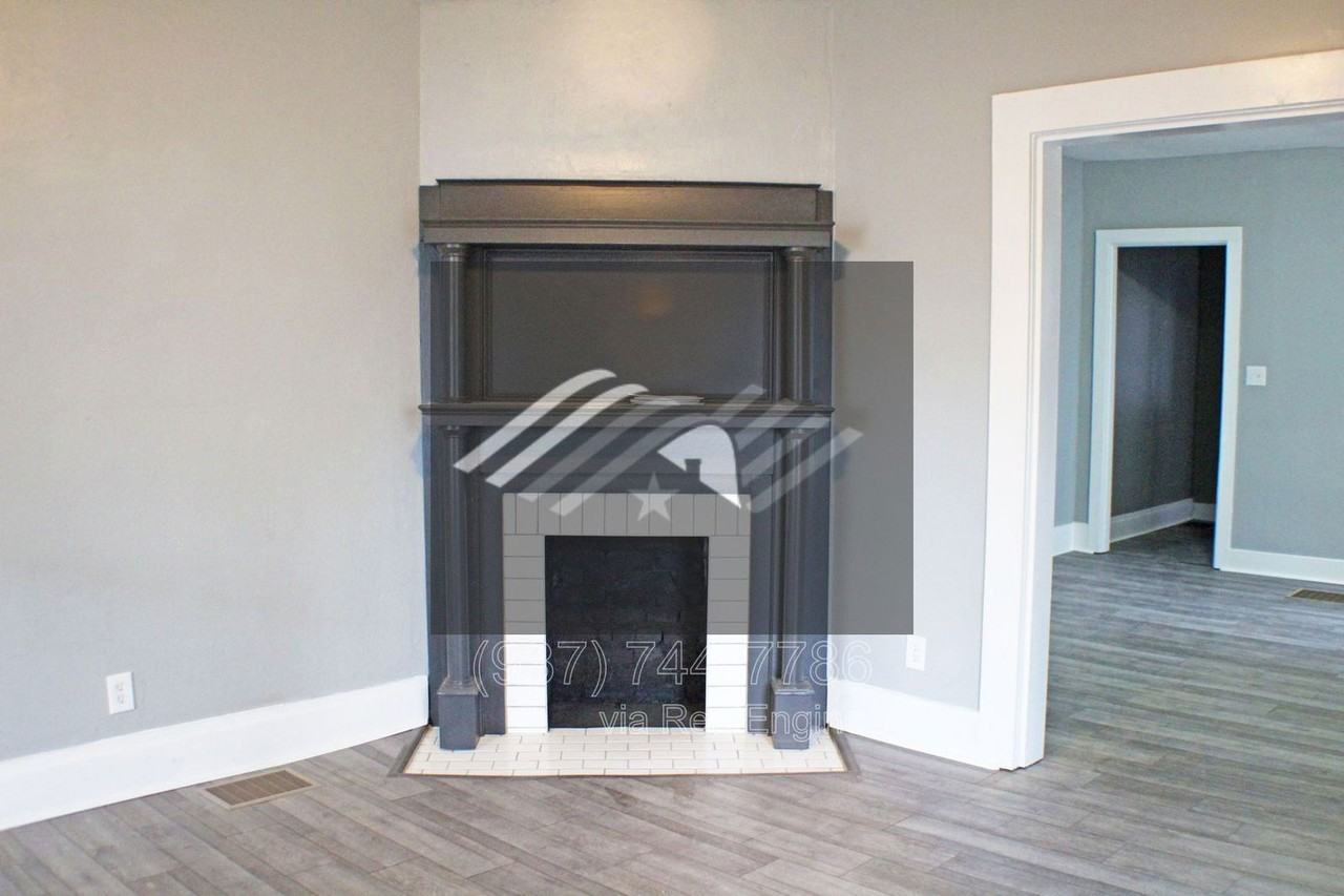 419 Alberta St - Photo 6 of 27