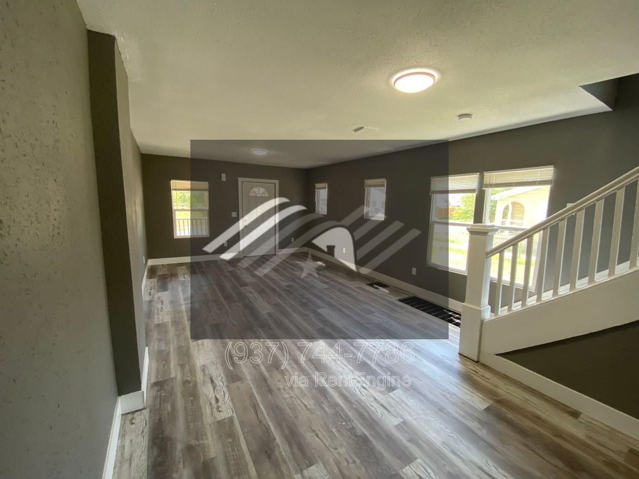 425 Brooklyn Ave - Photo 6 of 14