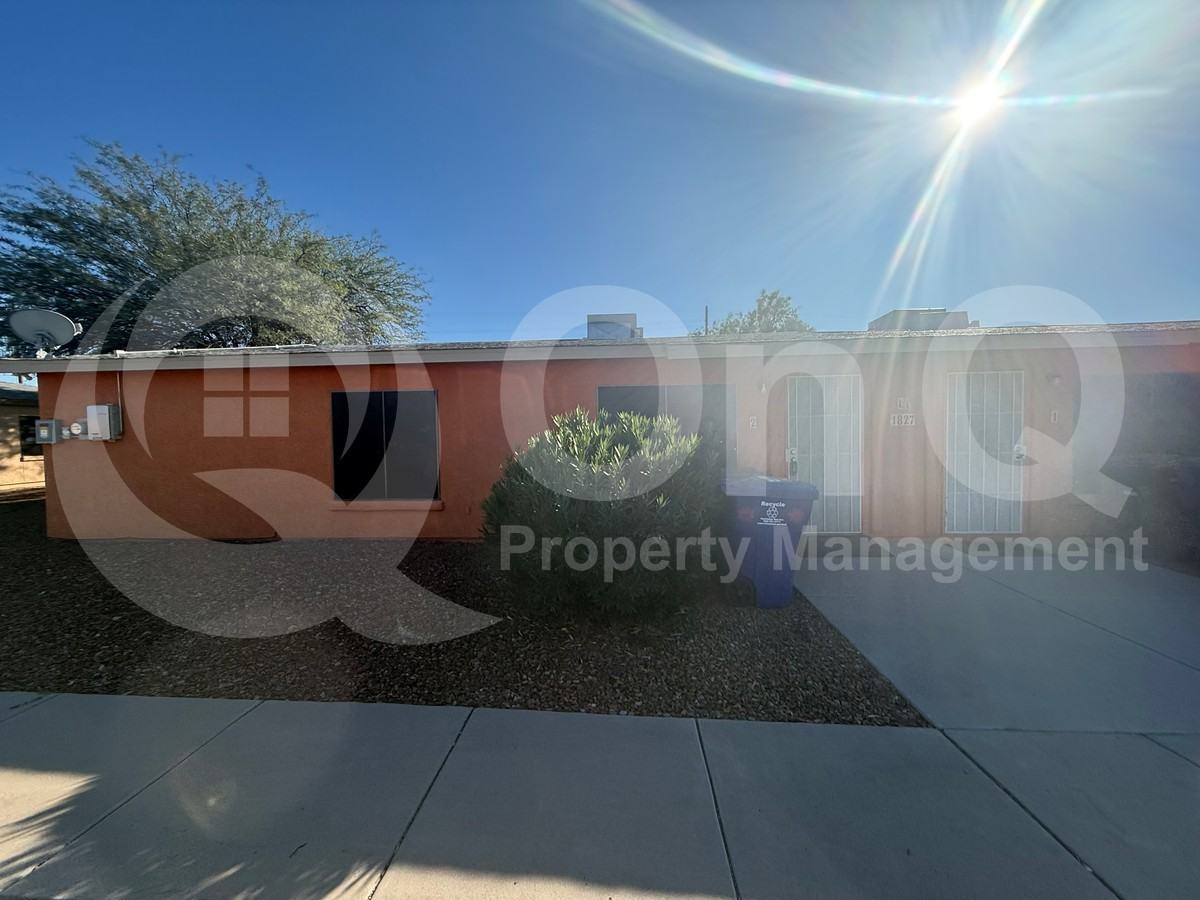 1827 S Jefferson Ave #2 - Photo 3 of 6