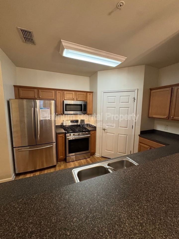 4805 West Village Way Southeast #1204 - Photo 7 of 36