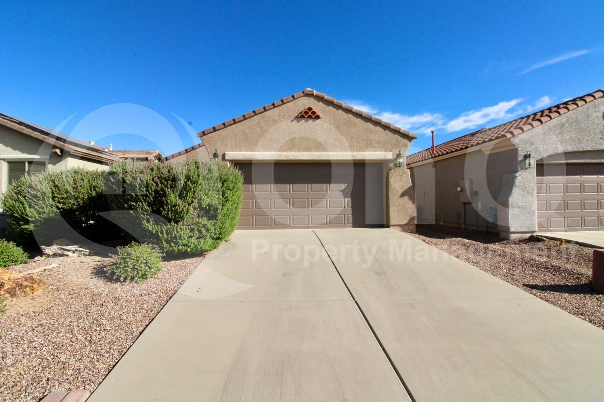 158 West Calle Del Estribo