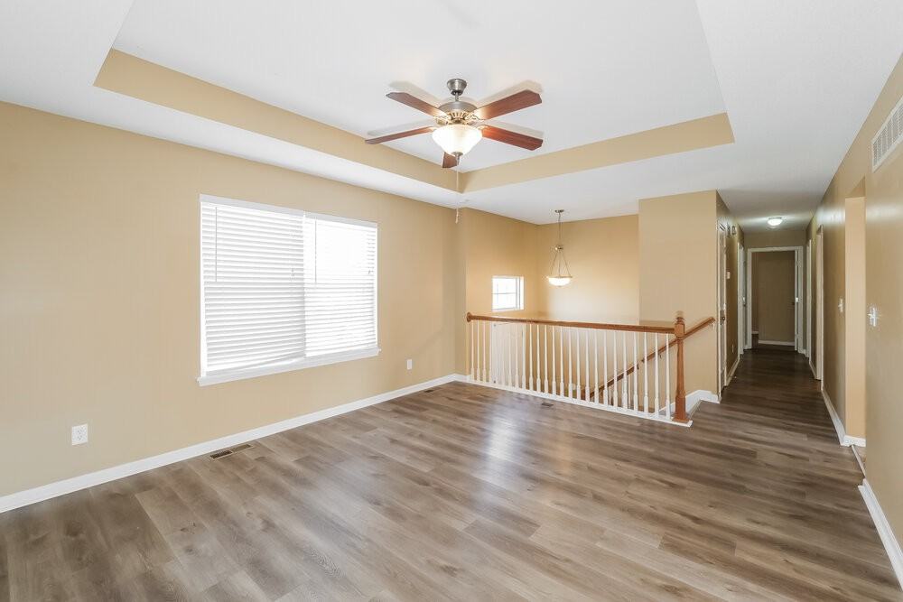 508 Fall Creek Dr - Photo 6 of 17