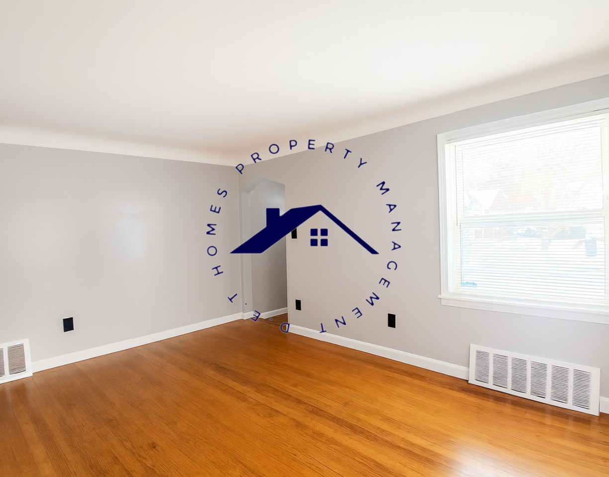 18715 Sunderland Rd - Photo 5 of 8