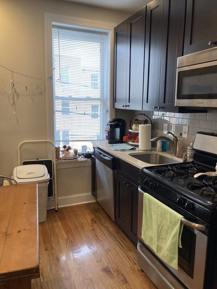 1712 Wylie St #1 - Photo 3 of 11