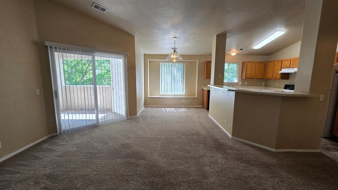 3835 Strawberry Field Grv #H - Photo 5 of 24