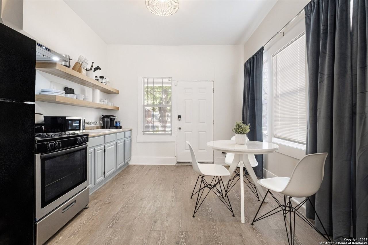 302 E Cevallos #2 - Photo 2 of 7