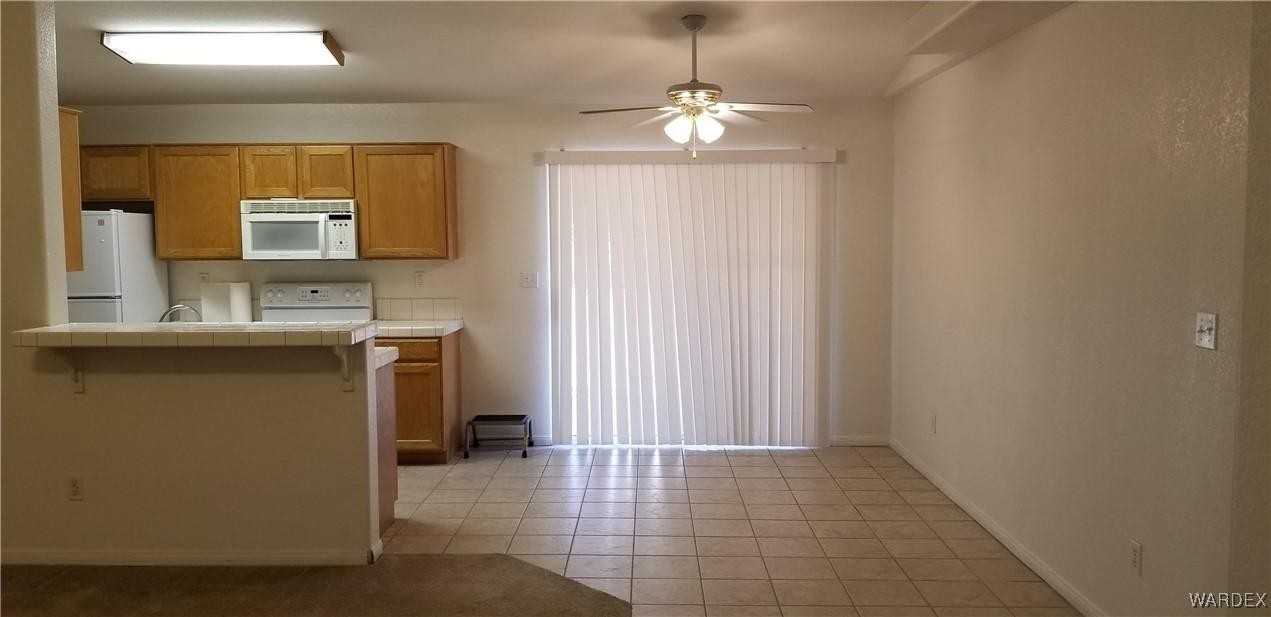 870 Florence Avenue - Photo 3 of 15