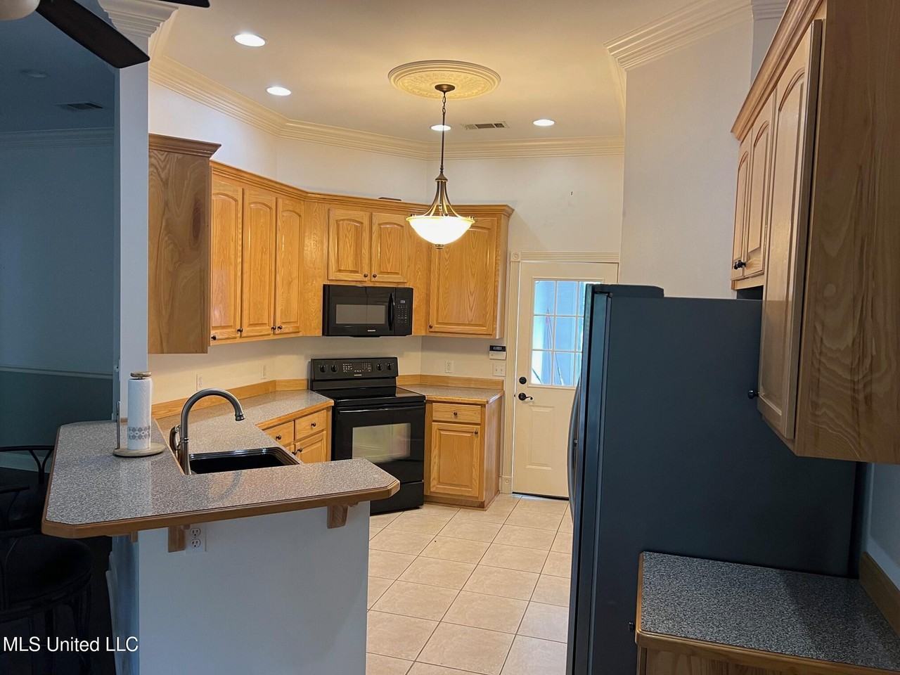 9526 Laa La Ct - Photo 2 of 14