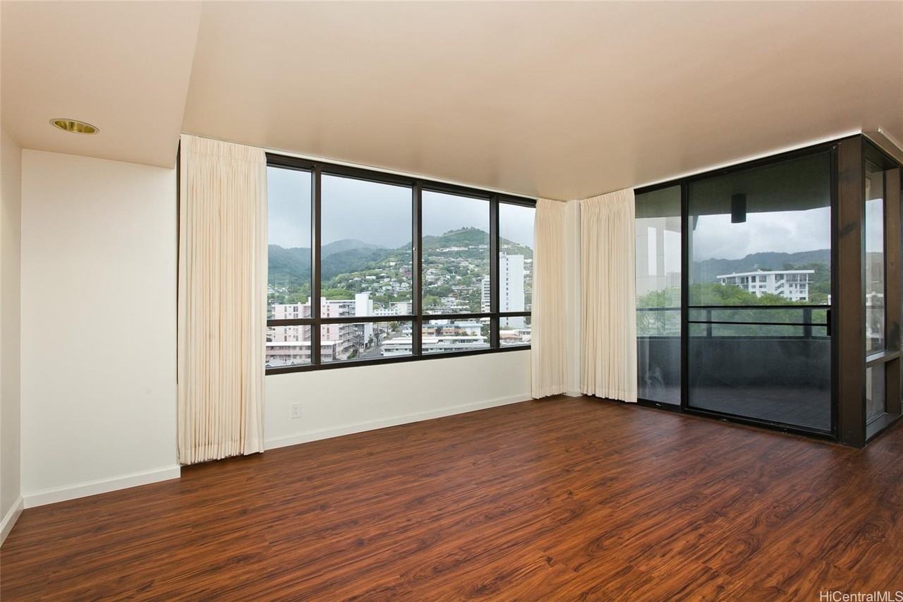 1525 Wilder Ave #902 - Photo 4 of 19