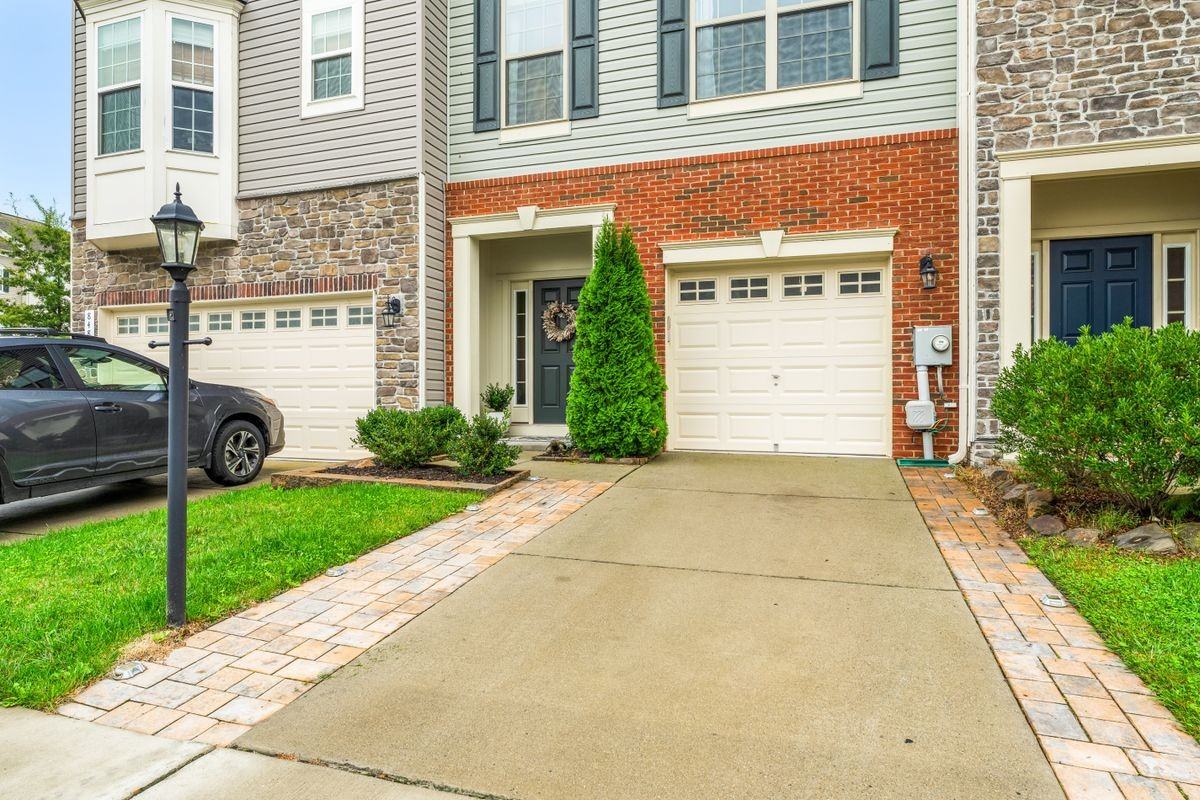 8479 Randell Ridge Road - Photo 5 of 50