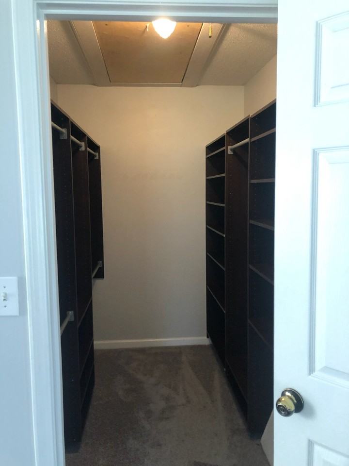 2584 Emerald Court - Photo 7 of 9