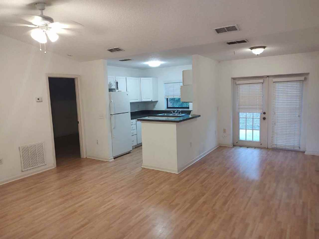 11050 Pickering Lane - Photo 5 of 22