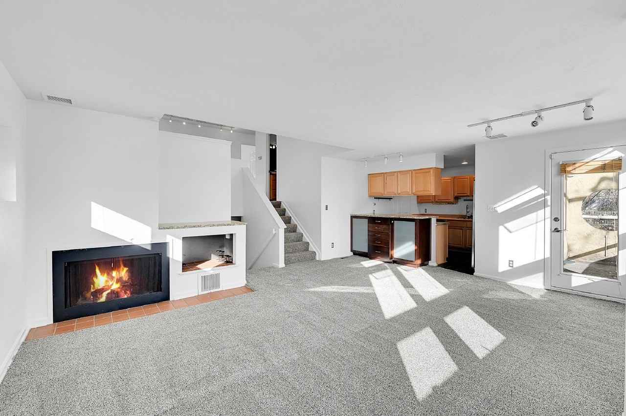 1641 9th St - Photo 7 of 28