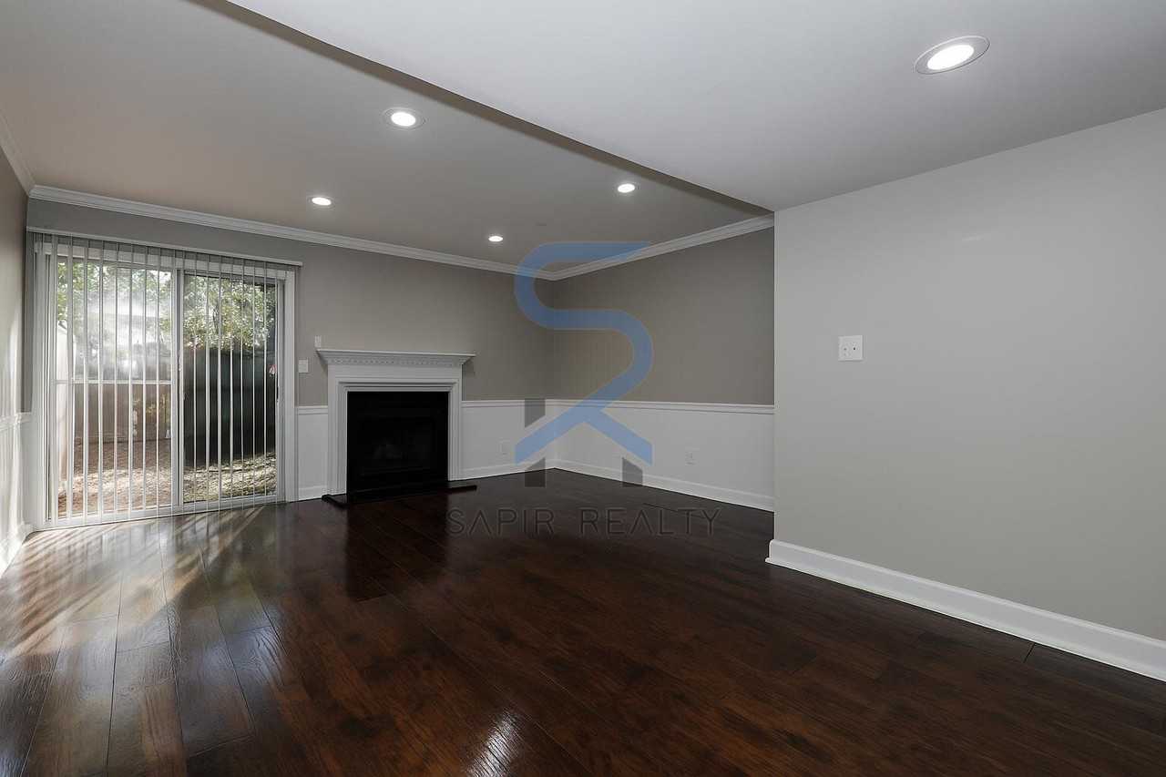 3837 Moran Way #B - Photo 3 of 21